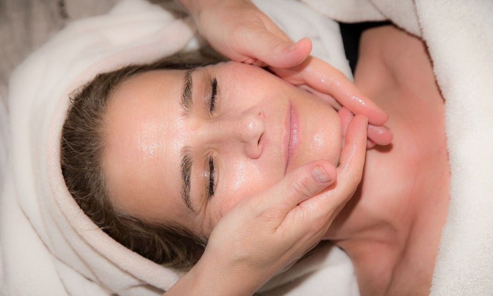 facelift massage